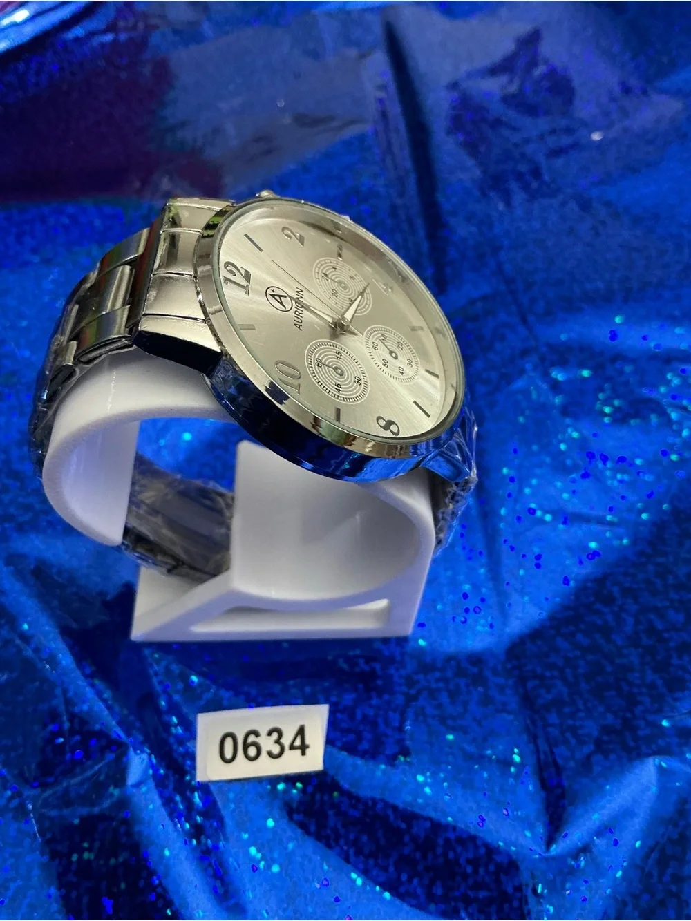 Silver Men's Dress Watch - Silver Dial